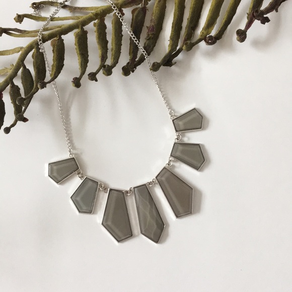 Francesca's Collections Jewelry - Francesca’s Collection Statement Necklace